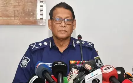 ছাত্র-জনতার আন্দোলনে শহীদ প্রতিটি পরিবারের কাছে ক্ষমা চাইলেন আইজিপি