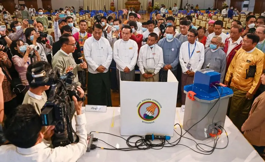 মিয়ানমারে জরুরি অবস্থা তুলে নিল জান্তা