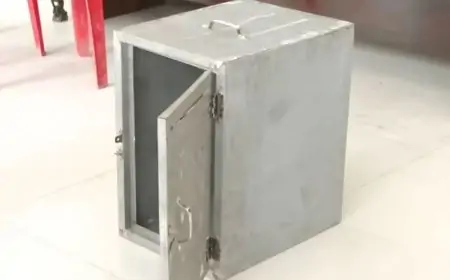 রাকসু নির্বাচনের জন্য প্রস্তুত হচ্ছে ইস্পাতের ব্যালট বাক্স
