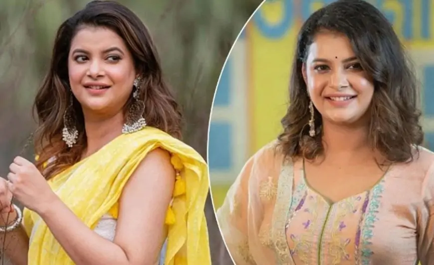 নিজের রাজনৈতিক মতাদর্শ পরিষ্কার করলেন শবনম ফারিয়া
