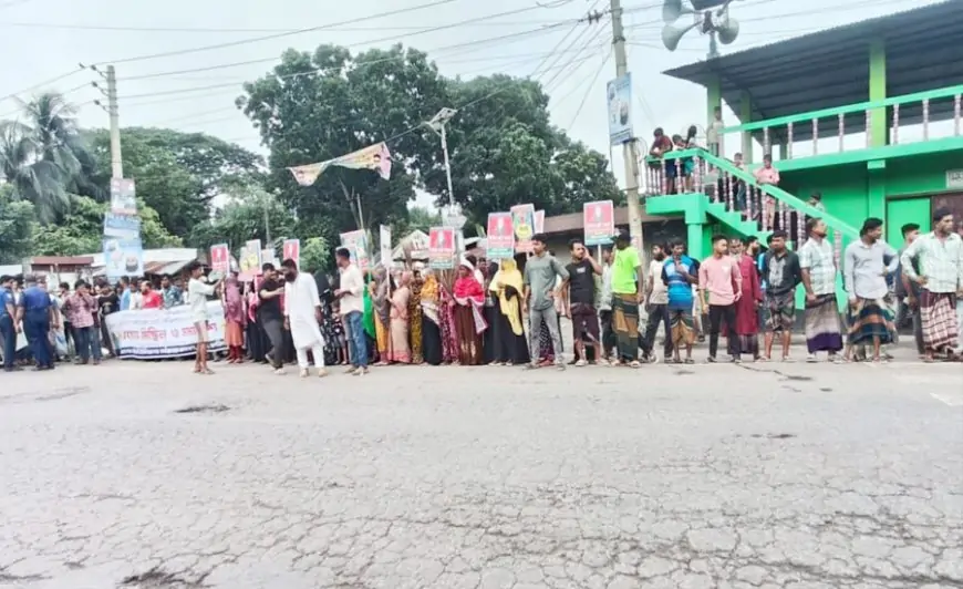 ভাঙ্গায় যান চলাচল স্বাভাবিক, রাস্তার পাশে আন্দোলনকারীদের অবস্থান