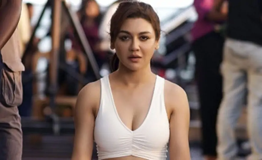 প্লাস্টিক সার্জারি করেছেন জয়া আহসান?