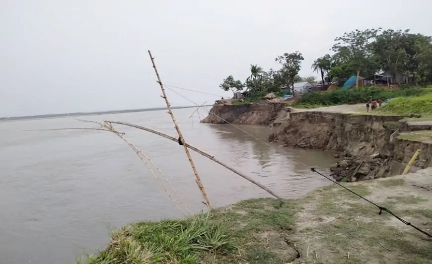 যমুনার তিন কিলোমিটারে তীব্র ভাঙন, বিলীন চার শতাধিক ঘরবাড়ি