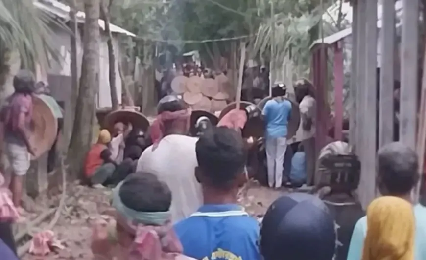 ভাঙ্গায় দুই মাতুব্বরের জমি নিয়ে বিরোধ, সংঘর্ষে আহত অর্ধশতাধিক