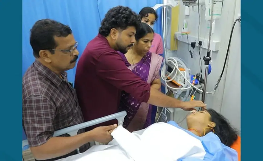 বিয়ের সাজ নিতে গিয়ে দুর্ঘটনা, সিনেমা স্টাইলে হাসপাতালেই বিয়ে