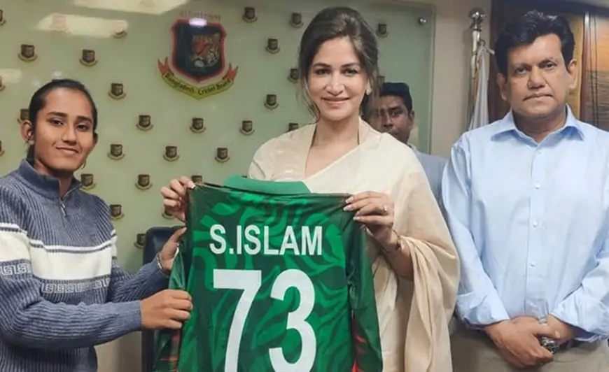 নারী অনূর্ধ্ব-১৯ দলের সঙ্গে শুভেচ্ছা বিনিময়, যা বললেন রুবাবা