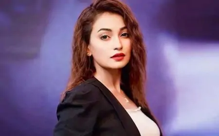 ছিনতাইয়ের শিকার রাজ রিপা, খোয়ালেন উপহারের আইফোন