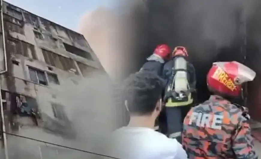 কেরানীগঞ্জে জমেলা টাওয়ারে আগুন, নিয়ন্ত্রণে ১২ ইউনিট