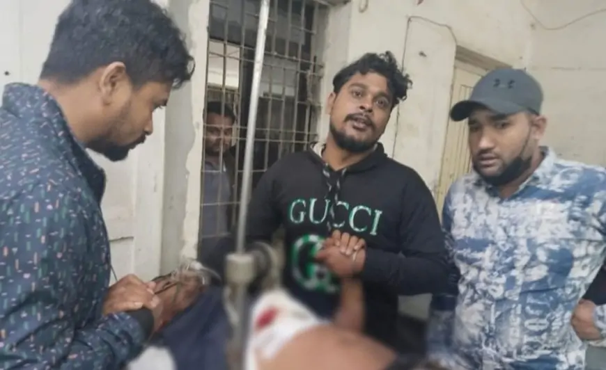 টঙ্গীতে বিকাশকর্মীকে গুলি করে প্রায় ১৫ লাখ টাকা ছিনতাই, আহত ২