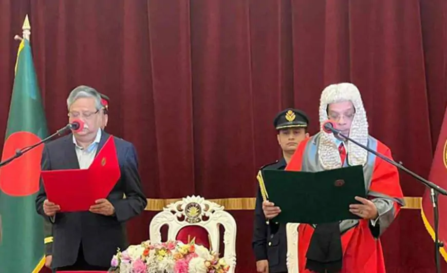 শপথ নিলেন নতুন প্রধান বিচারপতি জুবায়ের রহমান চৌধুরী