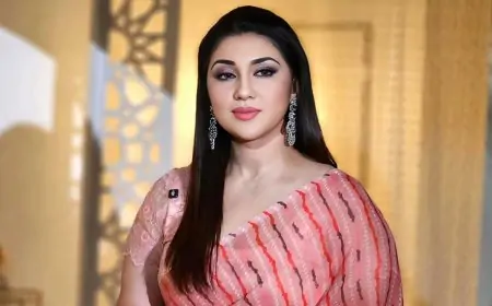 রক্তাক্ত মুখে অপু বিশ্বাস, আলোচনায় ‘দুর্বার’ লুক