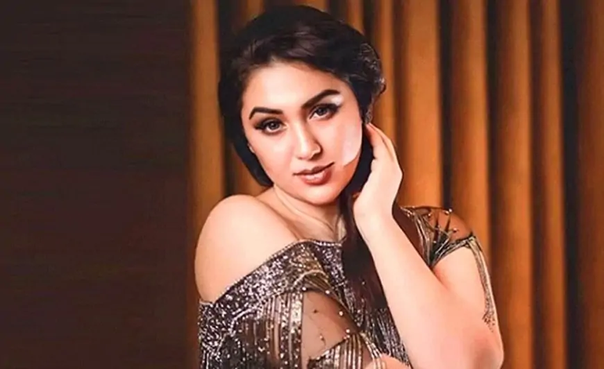 ‘ফিতা সবাই কাটে, আমি কাটলেই বলে ফিতা কাটা নায়িকা’