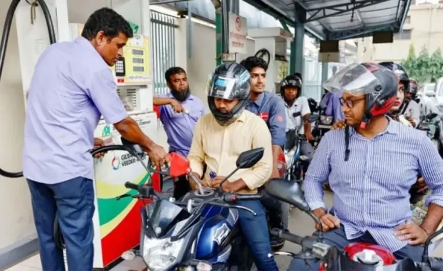 আজ থেকে জ্বালানি তেলের নতুন দাম কার্যকর, কোনটির কত