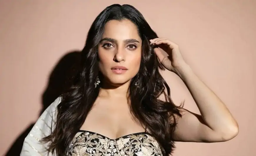 ‘কাট’ বলার পরও ছাড়েননি অভিনেতা, হেনস্তার অভিযোগ আনলেন নায়িকা