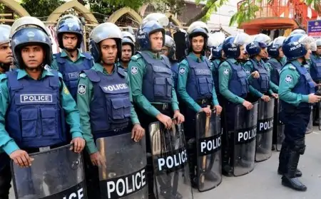 আজ ১৫ আগস্ট সর্বোচ্চ সতর্কাবস্থায় আইনশৃঙ্খলা বাহিনী
